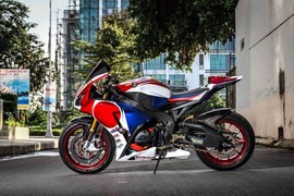 Dân miền Tây độ siêu môtô Honda CBR1000RR “cực khủng” 