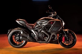 Chi tiết môtô Ducati Diavel phiên bản “hàng hiệu” Diesel 