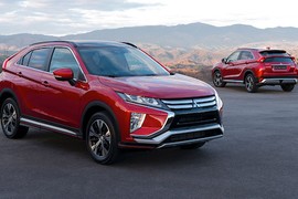 Mitsubishi Eclipse Cross “hậu duệ” Outlander Sport lộ diện