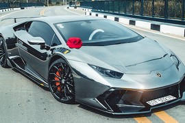 Lamborghini Huracan khủng nhất Việt Nam lên báo “Tây“