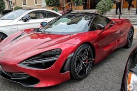 Siêu xe McLaren 720S đầu tiên lăn bánh ở Monaco