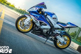 Dân chơi Sài Gòn chi trăm triệu độ môtô BMW S1000RR 