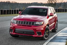 Xe ôtô Jeep Grand Cherokee Trackhawk giá gần 2 tỷ đồng