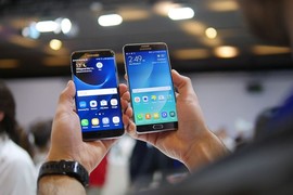 Xem Galaxy S7 edge 'đọ dáng' cùng Galaxy Note 5