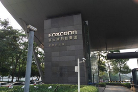 Tập đoàn Foxconn và những chiếc iPhone “nhuốm máu”