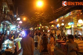 Những điều chỉ có ở phố hàng rong lớn nhất Bangkok