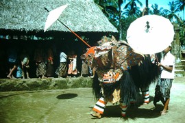 Khám phá hòn đảo thiên đường Bali năm 1952