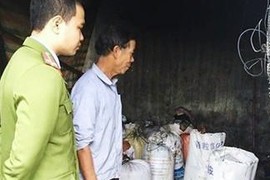 Hơn 600 kg mỡ bốc mùi hôi trong cơ sở chế biến