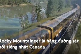 Video: Kinh ngạc chuyến tàu trong suốt ở Canada 