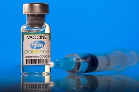 Những người nên tiêm mũi 3 vaccine COVID-19