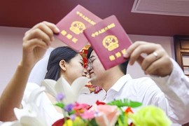 Tìm mọi cách để người trẻ kết hôn ở Trung Quốc