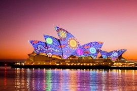 Soi từng ngóc ngách nhà hát nổi tiếng nhất thế giới ở Sydney