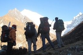 Động đất Nepal: Làng du lịch Langtang bị xóa sổ