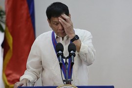 Rộ tin đồn Tổng thống Duterte bị ung thư?