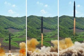 Vì sao Nga “hạ cấp” ICBM Triều Tiên xuống tên lửa tầm trung?