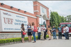 Điểm chuẩn Đại học Kinh tế tài chính TP HCM năm 2014