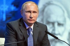 Tổng thống Putin đa tài qua ảnh