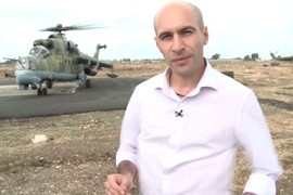 Video: Mi-24 tuần tra xung quanh căn cứ Nga ở Syria