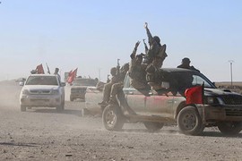 Soi liên minh nổi dậy Syria SDF trên chiến trường ác liệt