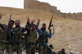 “Thất trận ở Palmyra, phiến quân IS sắp lụi tàn”