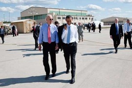 Những kỷ niệm khó quên giữa Tổng thống Obama và PTT Biden