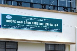 Lại nóng Hiệu trưởng Trường CĐ dùng bằng thạc sĩ rởm