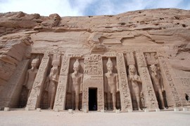 Đền Abu Simbel và Hoàng hậu bí ẩn nhất trong lịch sử Ai Cập cổ đại