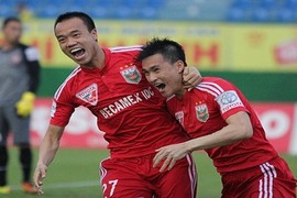 Bàn thắng lịch sử V.League của Công Vinh bị hủy