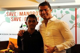 Chân dung “ông em Indonesia” của Cristiano Ronaldo