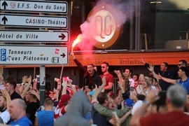 CĐV gây rối, án phạt Euro 2016 lơ lửng trên đầu ĐT Nga