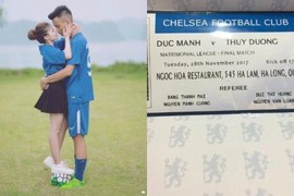 Cặp đôi fan Chelsea làm thiệp cưới như vé xem bóng đá