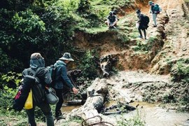 Sốc nặng khi biết sự thật này lúc du lịch trekking