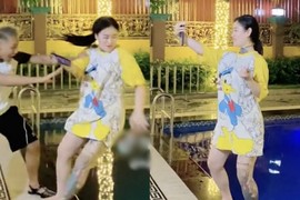 Hot girl TikTok chui vào bể cá tiếp tục mua vui phản cảm