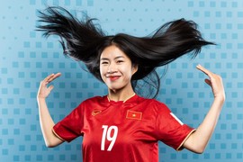 Đội tuyển nữ Việt Nam khoe vẻ cực ngầu "làm nóng" World Cup