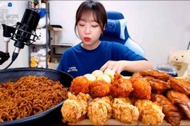 "Hot girl mukbang" Hàn Quốc, "ăn thùng uống vại" nhưng body siêu bé 