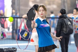 Nữ streamer Mai Linh Zuto khoe "chiến tích" đầu tiên với Pickleball