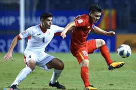 U23 Việt Nam - U23 Jordan: Quá nhiều nỗi lo trong hiệp 1 