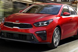 Kia Forte 2019 "chốt giá" 414 triệu đồng đấu Honda Civic