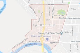 Cháy lớn ở trung tâm buôn bán sầm uất của thành phố Kon Tum