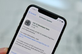 Người dùng iPhone, iPad Việt Nam đã có thể tải về iOS 12