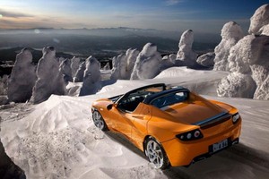 Tesla Roadster được nâng cấp, tăng chiều dài hành trình