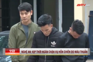 Video: Hai nhóm “cò” đất hỗn chiến do mâu thuẫn chia chác 