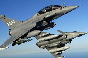 Su-30 của Ấn Độ có gì hơn Rafale mà phi công Pháp "khen nức nở"