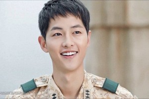 Nhìn nét tướng đoán vận mệnh cho mỹ nam Song Joong Ki