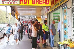 Tận mục bánh mì Việt tại Australia