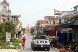 Cả làng lên đời tỷ phú vì đào được tạ vàng