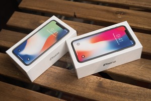 Một tuần iPhone X về nước: Bán chạy, giá thất thường