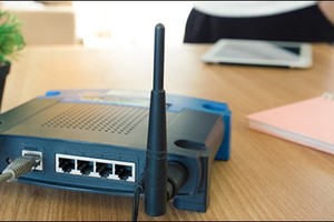 Lý do "thần thánh" cần thường xuyên khởi động lại router Wifi