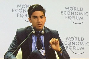 WEF ASEAN: Bộ trưởng 25 tuổi của Malaysia phát biểu về ASEAN 4.0