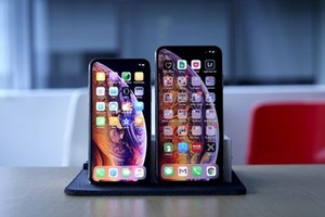 Apple tung quảng cáo "khoe" màn hình lớn trên iPhone XS Max